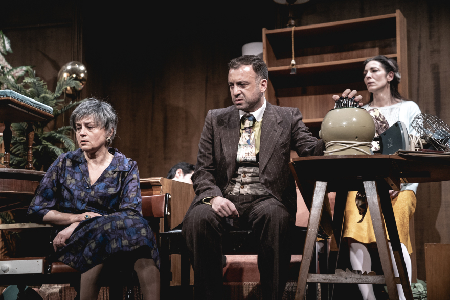 Καρυοφυλλιά Καραμπέτη, Αθηνά Μαξίμου, Μαρία Κεχαγιόγλου: Οι «Τρεις Αδελφές» ανεβαίνουν στο Θέατρο «Βεάκη»