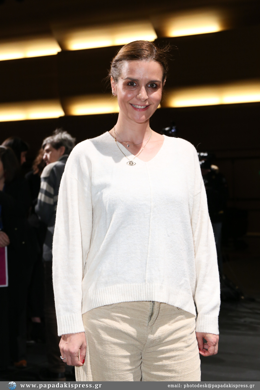 «Κι από Σμύρνη...Σαλονίκη»: Το φλουρί έπεσε σε όλους!