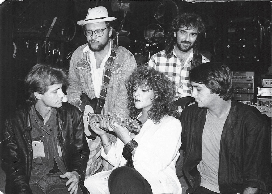 Ανδρέας Μικρούτσικος: Μια ζωή στο κόκκινο