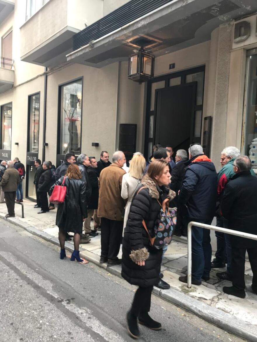 Ουρές στο γραφείο του Αντώνη Σαμαρά για την ονομαστική του εορτή