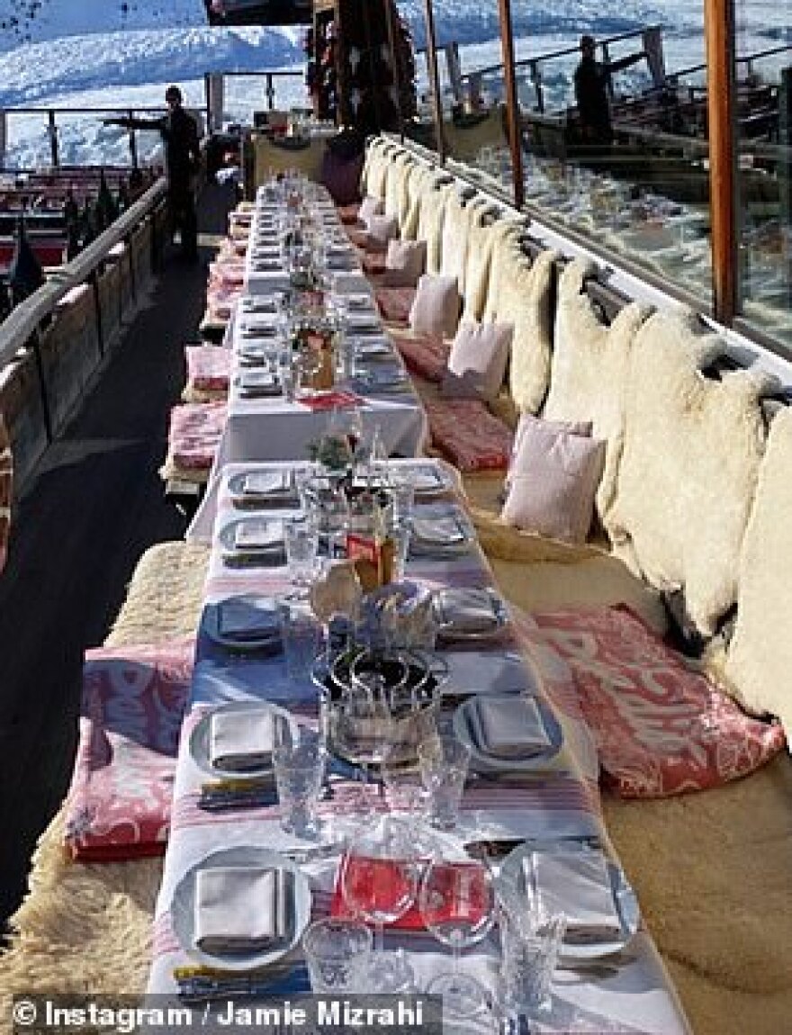 Σταύρος Νιάρχος & Ντάσα Ζούκοβα: Οι λαμπεροί καλεσμένοι, η Ιβάνκα Τραμπ και η χλιδή των 5,8 εκατ. ευρώ