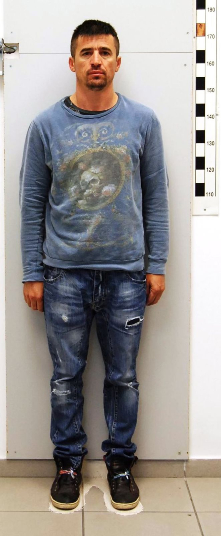 Αυτοί είναι οι επτά ληστές που έστηναν ενέδρες σε πολίτες που είχαν πάρει χρήματα από τράπεζες - Δείτε βίντεο 