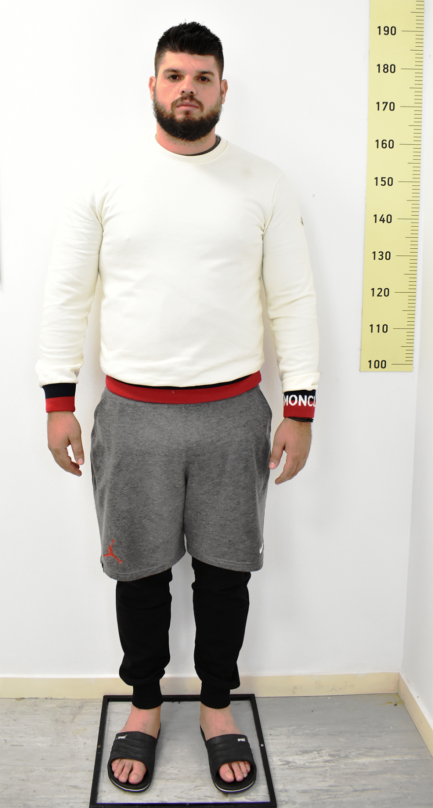 Αυτοί είναι οι επτά ληστές που έστηναν ενέδρες σε πολίτες που είχαν πάρει χρήματα από τράπεζες - Δείτε βίντεο 