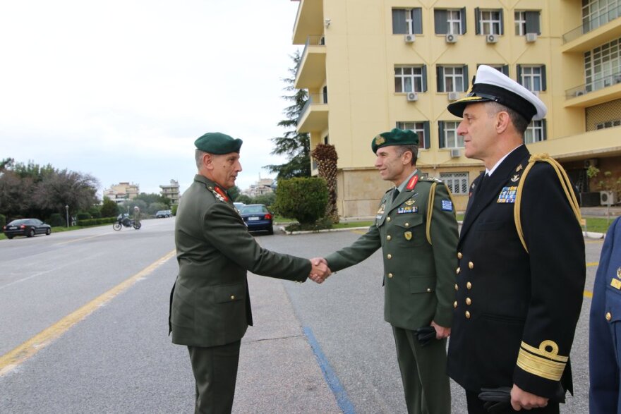 Η επίσημη υποδοχή του νέου Αρχηγού ΓΕΕΘΑ στο στρατόπεδο Παπάγου 