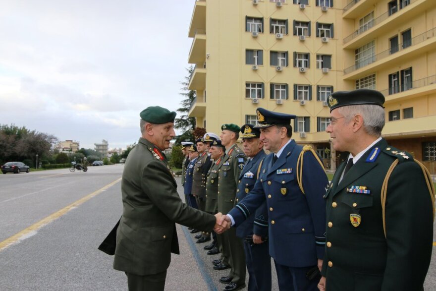 Η επίσημη υποδοχή του νέου Αρχηγού ΓΕΕΘΑ στο στρατόπεδο Παπάγου 
