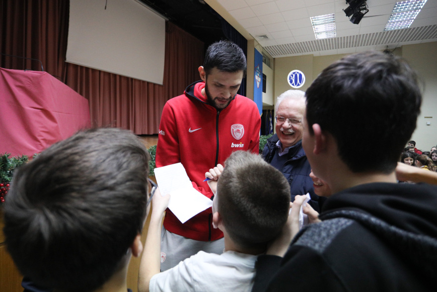 Πολ και Παπανικολάου επισκέφτηκαν σχολείο για την «Ημέρα Εκπαίδευσης»