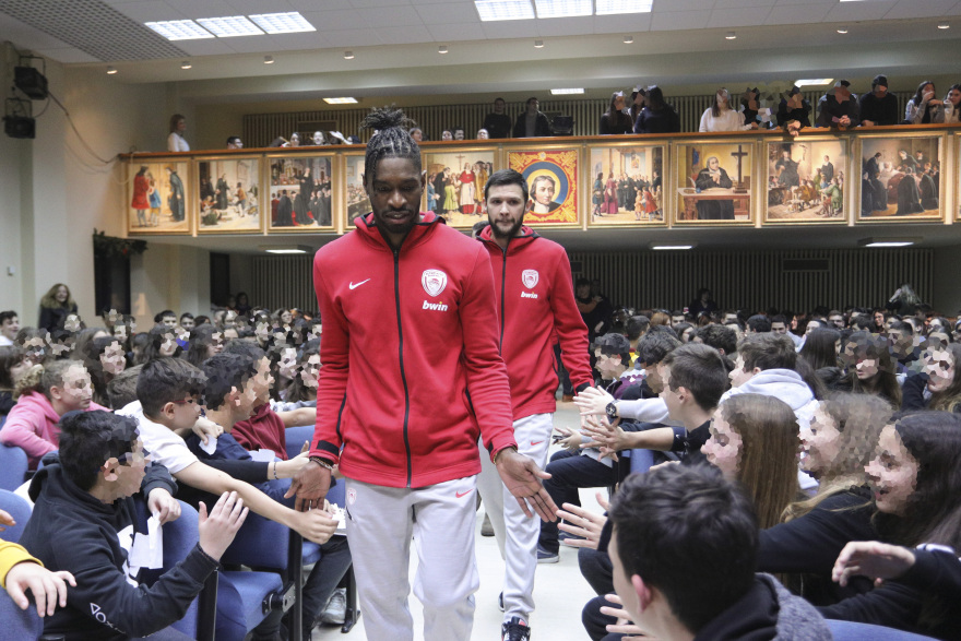 Πολ και Παπανικολάου επισκέφτηκαν σχολείο για την «Ημέρα Εκπαίδευσης»