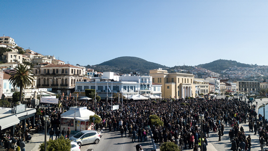 Μεταναστευτικό: Γενική απεργία στα νησιά - Έρχονται Αθήνα οι φορείς του Βορείου Αιγαίου
