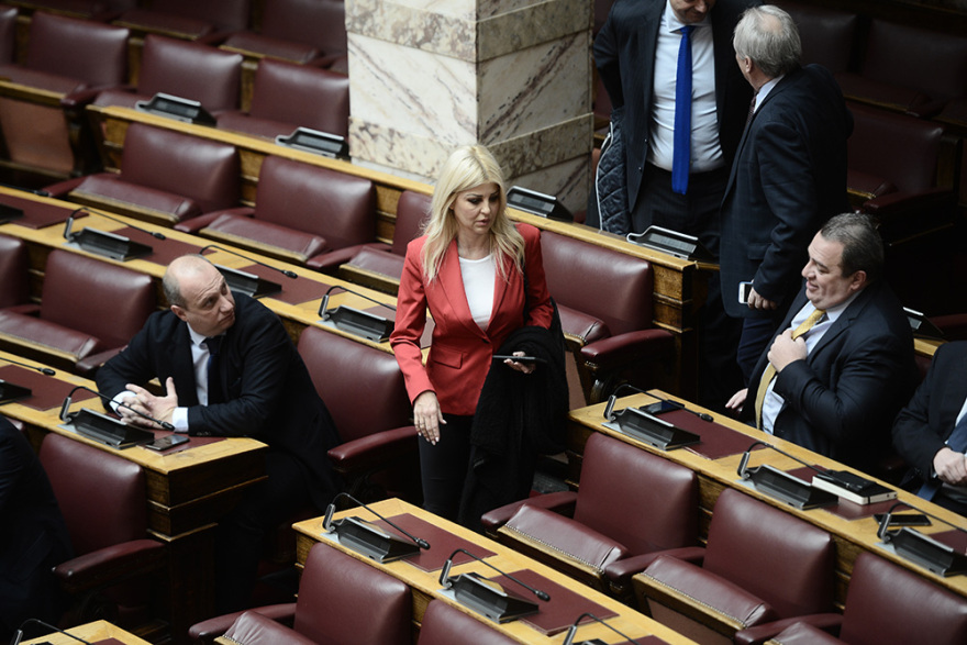 Η Κατερίνα Σακελλαροπούλου πρώτη γυναίκα Πρόεδρος της Δημοκρατίας με 261 ψήφους