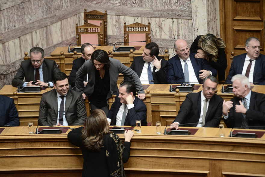 Η Κατερίνα Σακελλαροπούλου πρώτη γυναίκα Πρόεδρος της Δημοκρατίας με 261 ψήφους