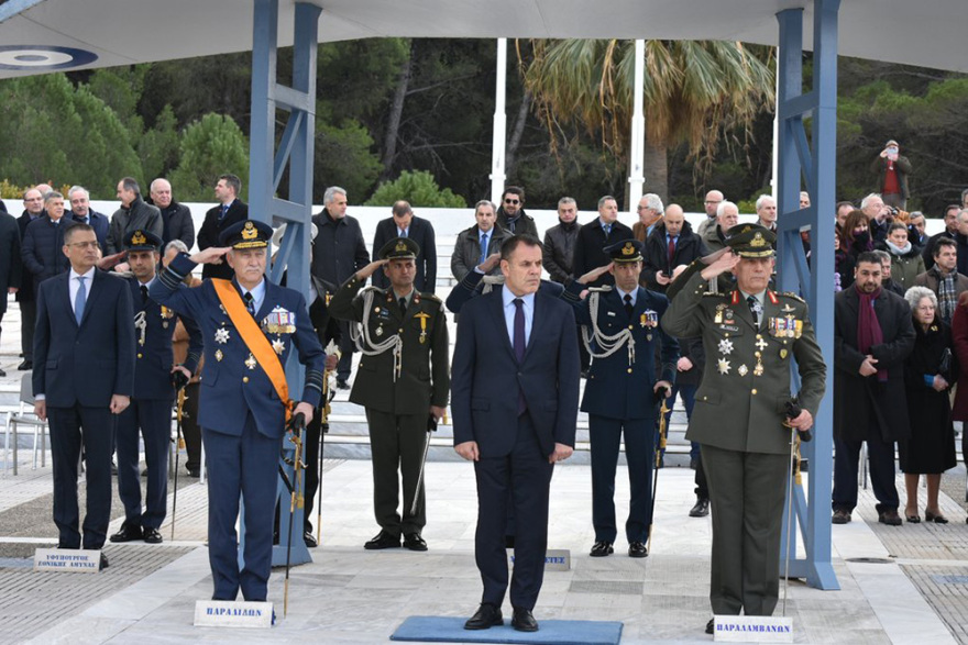 Νέος αρχηγός ΓΕΕΘΑ: Αποστολή μας η «προς πόλεμο προπαρασκευή»