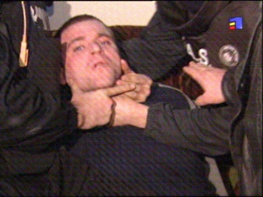 Κώστας Πάσσαρης: Ο ισοβίτης που «τρέχει» τους Ρουμάνους