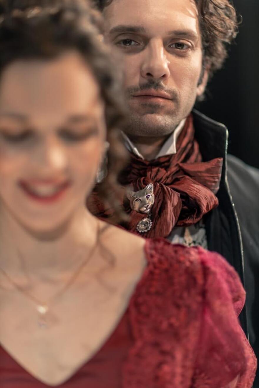 «Περηφάνια και προκατάληψη»: Πρεμιέρα στο θέατρο «Αλκυονίς», τη νύχτα των ερωτευμένων