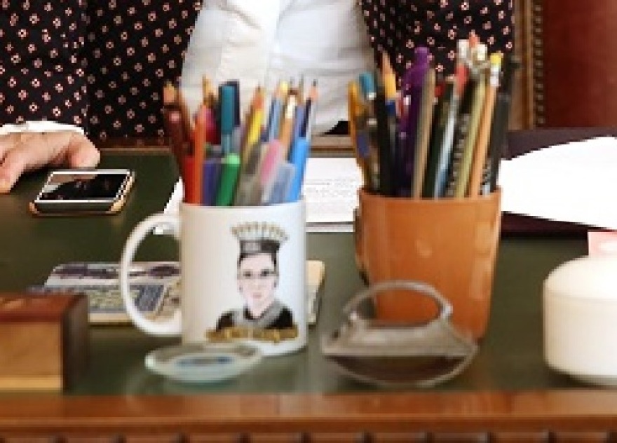 Αικατερίνη Σακελλαροπούλου: Ποια είναι η δικαστής RBG που θαυμάζει η νέα Πρόεδρος της Δημοκρατίας