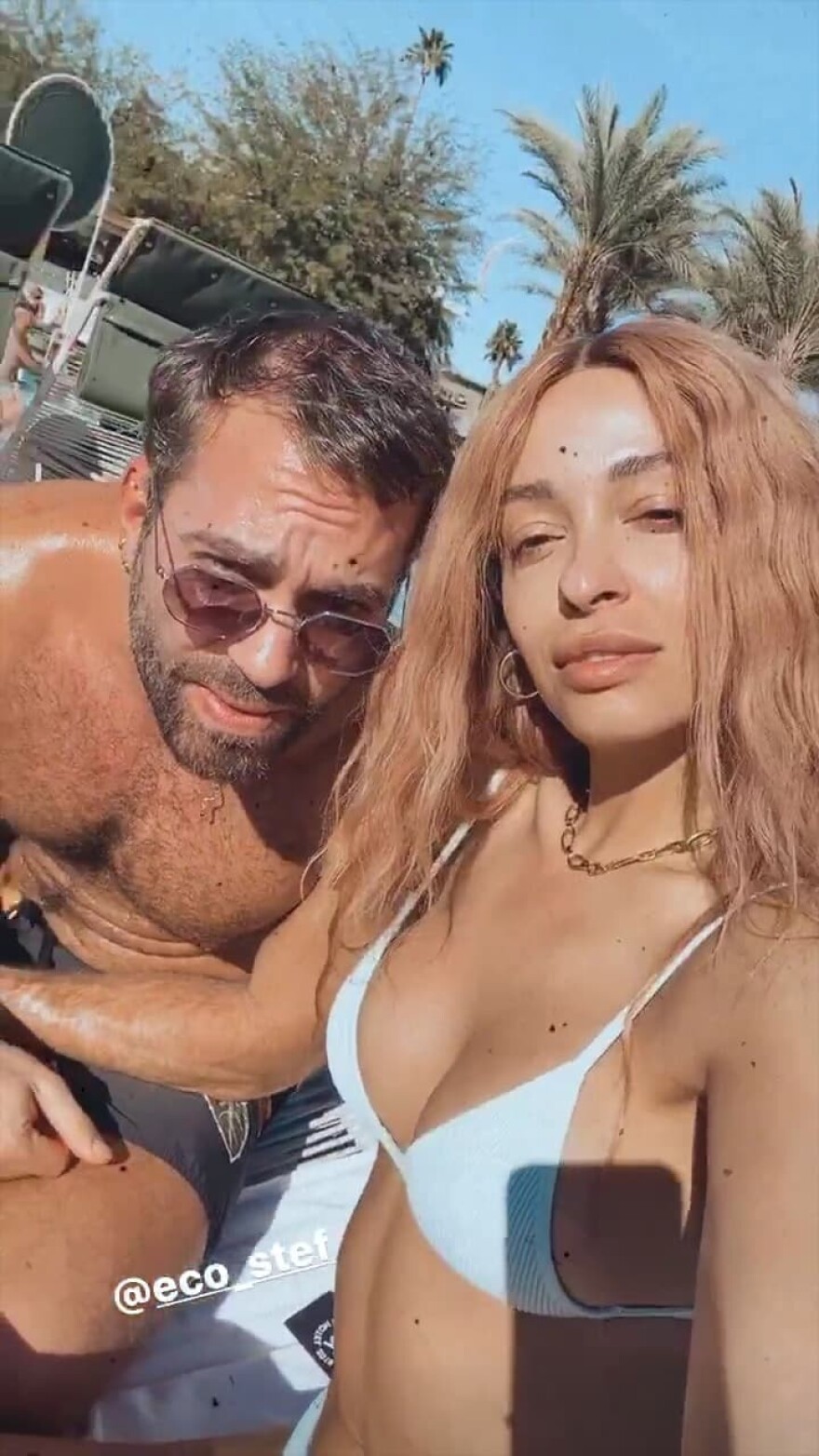 Ελένη Φουρέιρα: Έβαλε το λευκό μπικίνι της και πήγε για μπάνιο 