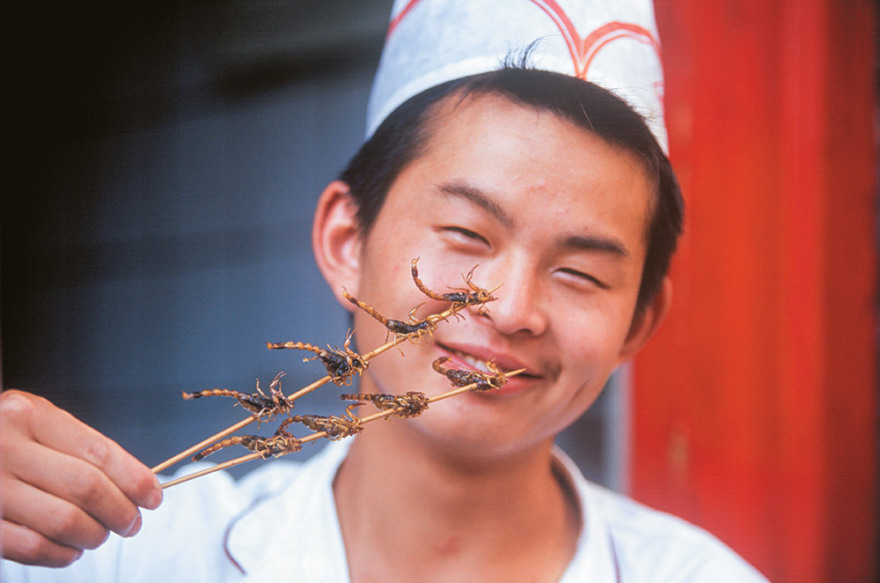 Κοροναϊός: Πώς «γεννήθηκε» ο θανατηφόρος ιός από τις κινέζικες σούπες με νυχτερίδες και φίδια