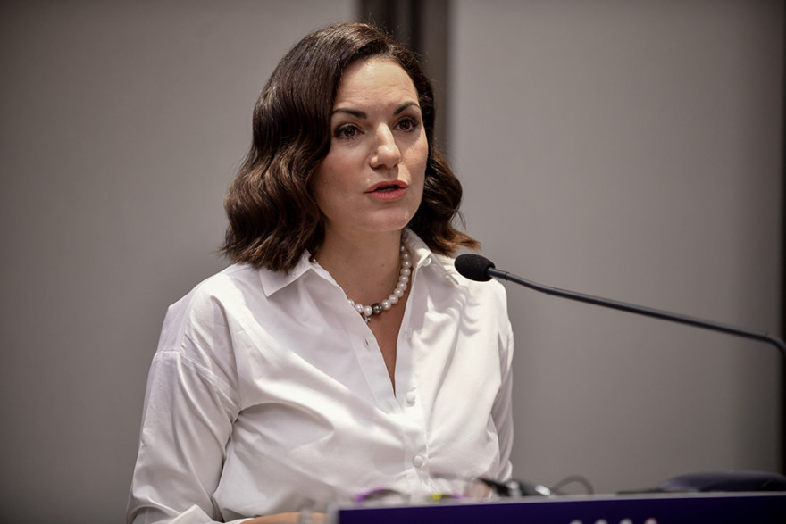 Όλγα Κεφαλογιάννη: Μόνη ή Minos μετά το τέλος του γάμου της;