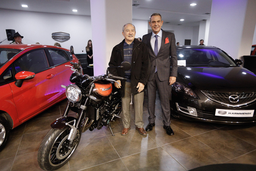 «Πρεμιέρα» Καμμένου ως ντίλερ... αυτοκινήτων - Ποιοι έδωσαν το «παρών»