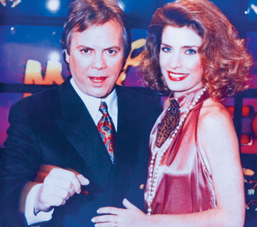 Ελένη Μενεγάκη: Τέλος από την TV (και φεύγει για ΗΠΑ)