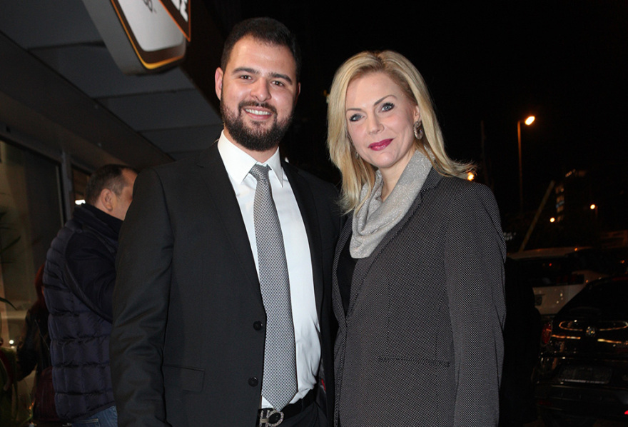 «Πρεμιέρα» Καμμένου ως ντίλερ... αυτοκινήτων - Ποιοι έδωσαν το «παρών»