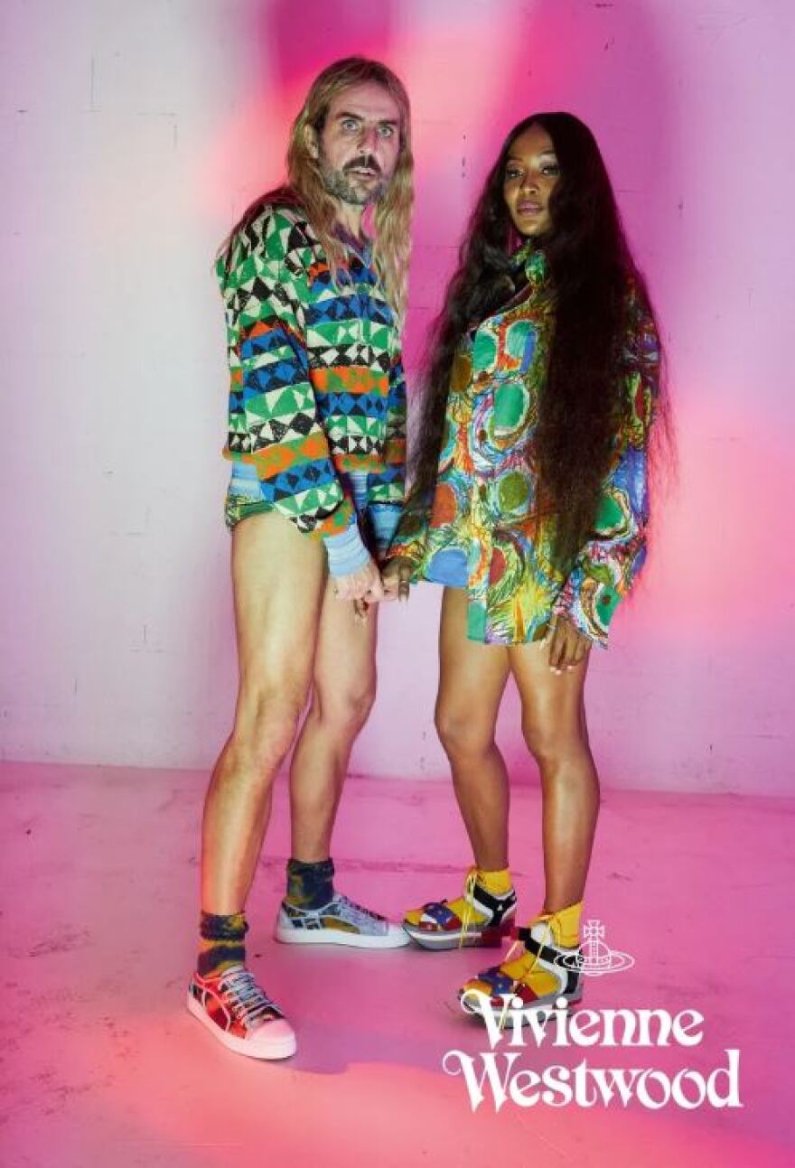 Ναόμι Κάμπελ: Η «μαύρη γαζέλα» της μόδας φωτογραφίζεται ολόγυμνη στα 49 της