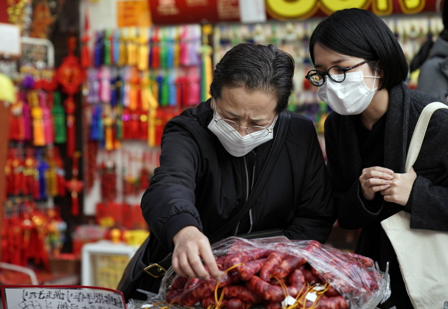 Νέος κοροναϊός: Μεταδοτικός ακόμα και από απόσταση δύο μέτρων, λέει Κινέζος ειδικός