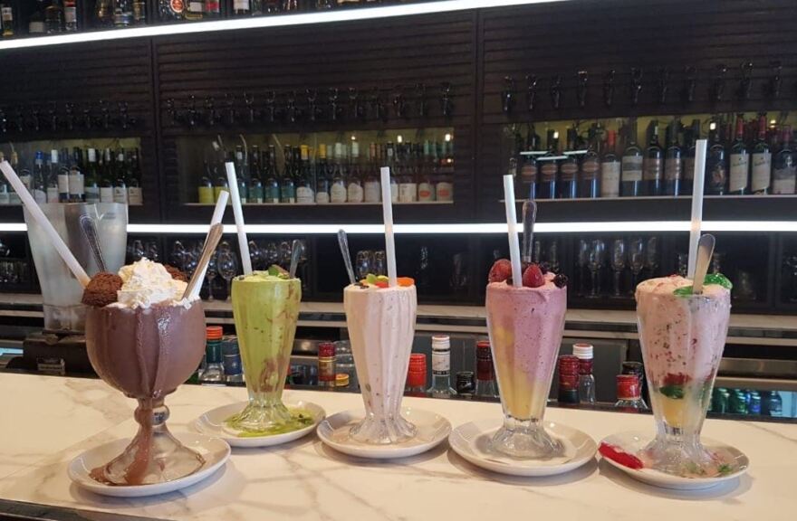 Νότια Αφρική: Εστιατόριο «μπήκε» στα ρεκόρ Γκίνες χάρη στις... 207 διαφορετικές γεύσεις μίλκσεϊκ του!