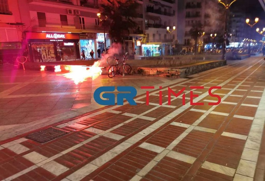 Θεσσαλονίκη: Επεισόδια μετά την πορεία του ΠΑΟΚ