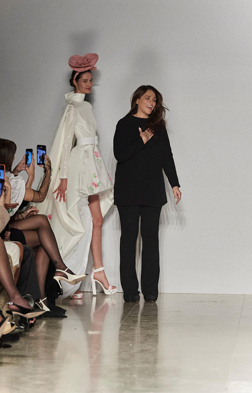 Φωτογραφίες: Η επίδειξη μόδας της Σίλιας Κριθαριώτη στο Βρετανικό Μουσείο 