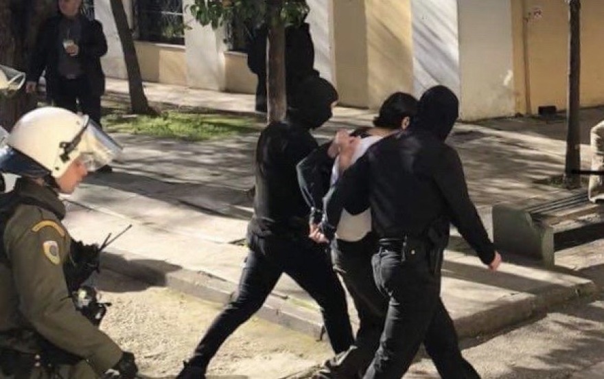 «Τοξοβόλος»: Επιστρέφει στη φυλακή - Προφυλακιστέες και οι δύο γυναίκες