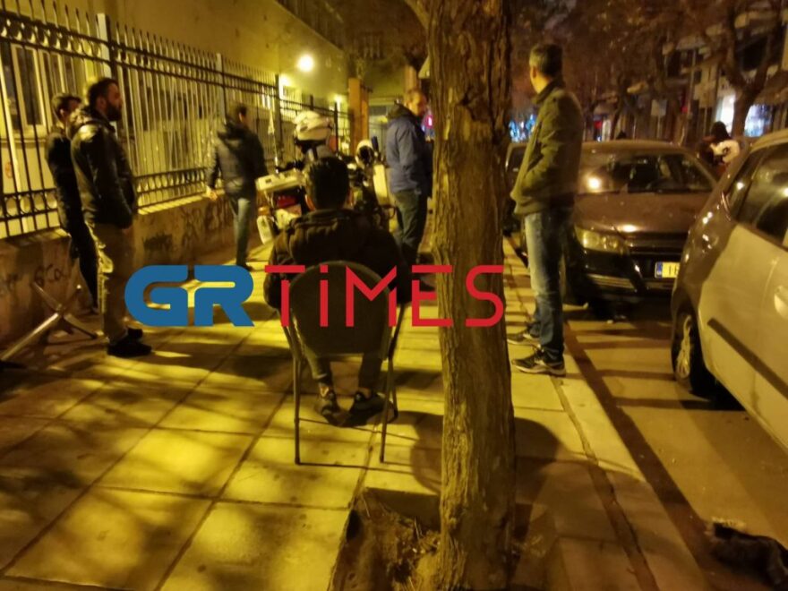 Θεσσαλονίκη: Άγρια συμπλοκή ομάδων αλλοδαπών με καδρόνια και μαχαίρια