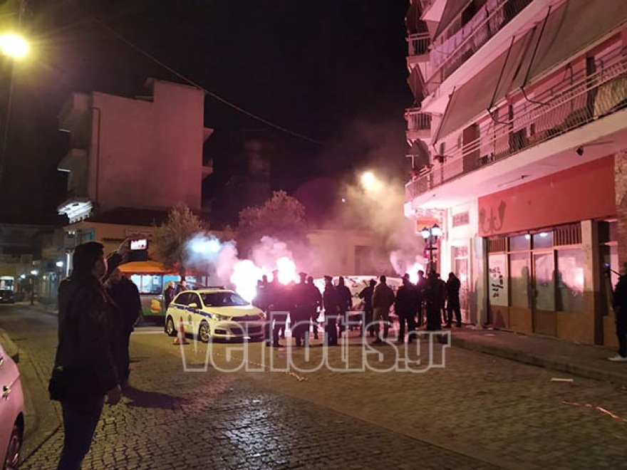 Ημαθία: Διακόπηκε η σύσκεψη Βορίδη – αγροτών από οπαδούς του ΠΑΟΚ