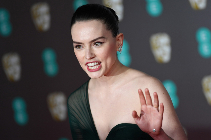 BAFTA 2020: Η εντυπωσιακή Κέιτ Μίντλετον «πρωταγωνίστρια» στο κόκκινο χαλί