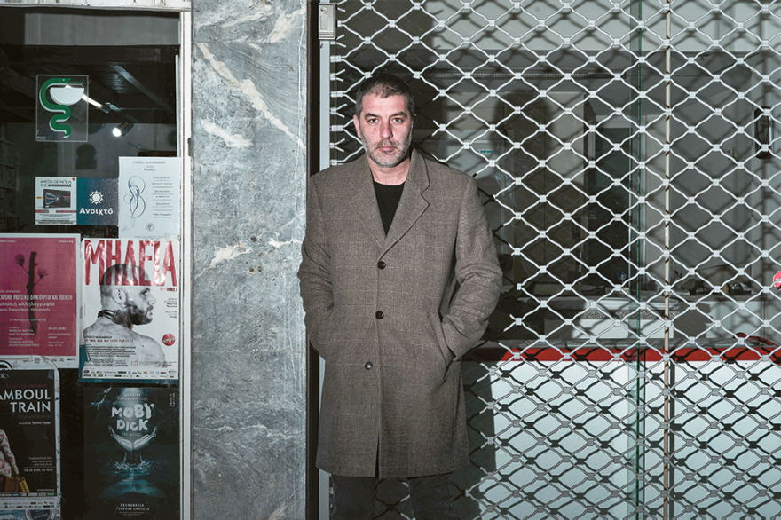 Βασίλης Μπισμπίκης στον Δημήτρη Δανίκα: «Αν μιλήσω για τη  ζωή μου θα τρίξουν κι οι πέτρες» 