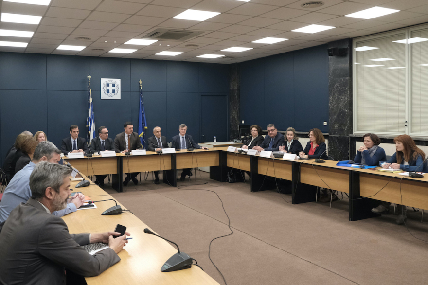 Κορωνοϊός: Έκτακτα μέτρα για τη θωράκιση της χώρας έναντι πιθανού κρούσματος  