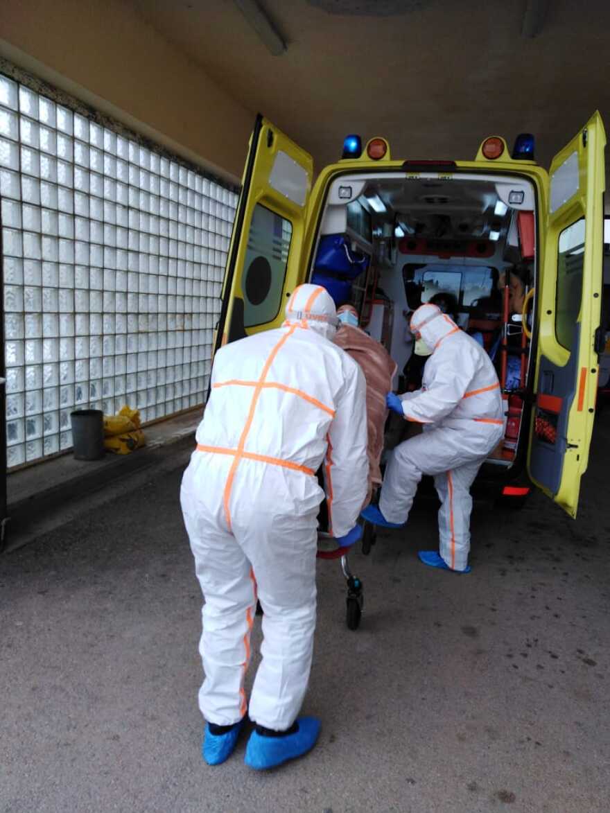 Κορωνοϊός: Aσκήσεις ετοιμότητας υπό τον συντονισμό του ΕΚΑΒ