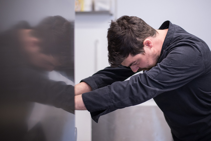 Νίκος Κουλέπης: Ο ζαχαροπλάστης που θυμίζει... Ελλάδα στους Βέλγους με τα γλυκά του 