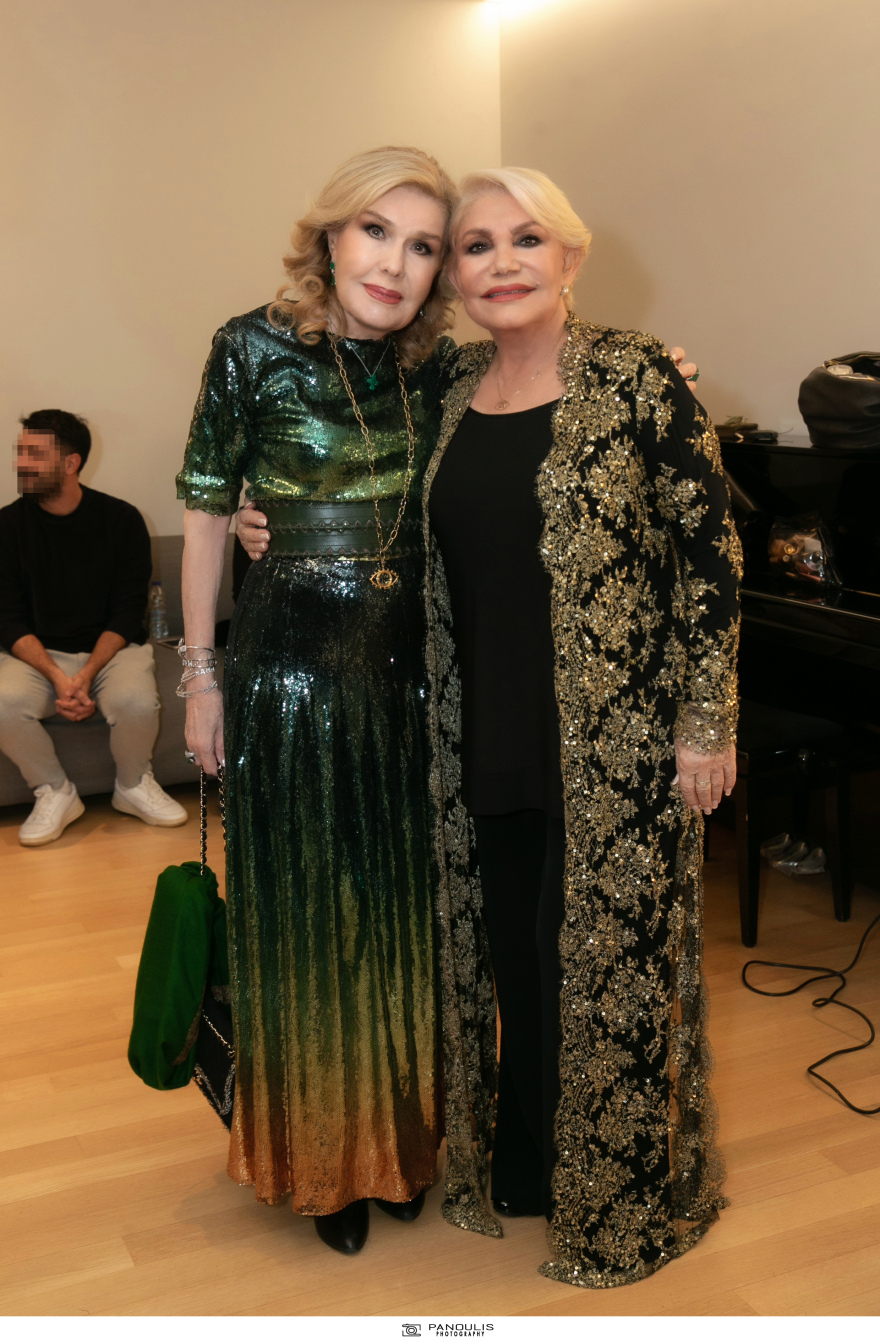 Μαρινέλλα: Ο ζωντανός «Μύθος» του ελληνικού τραγουδιού αποθεώθηκε χθες βράδυ - Δείτε βίντεο  