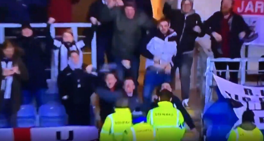  Νιούκαστλ: Οπαδός πανηγύρισε στην κερκίδα βγάζοντας στη… φόρα τα γεννητικά του όργανα