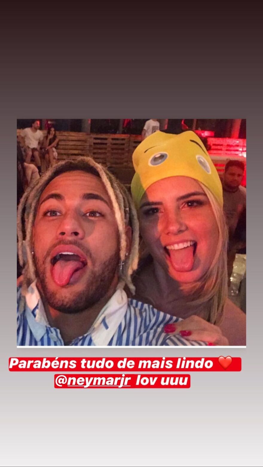 Δεκάδες νεαρά μοντέλα «βομβάρδισαν» τον Νεϊμάρ με μηνύματα για τα γενέθλιά του 