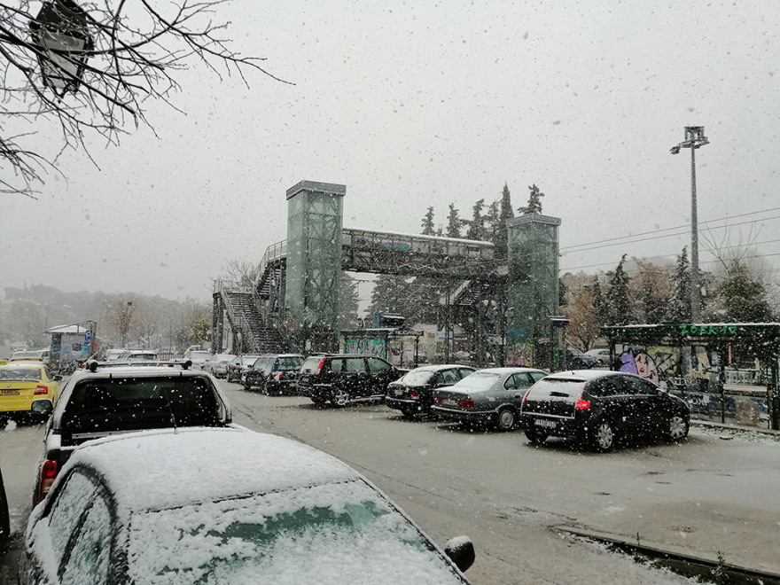 Καιρός: Κακοκαιρία «χτυπάει» την Αττική - Χιόνια σε Πάρνηθα, Πεντέλη και Άγιο Στέφανο 