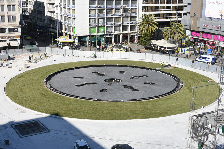 Ολικό «lifting» στην εμβληματική πλατεία Ομονοίας: Δείτε φωτογραφίες