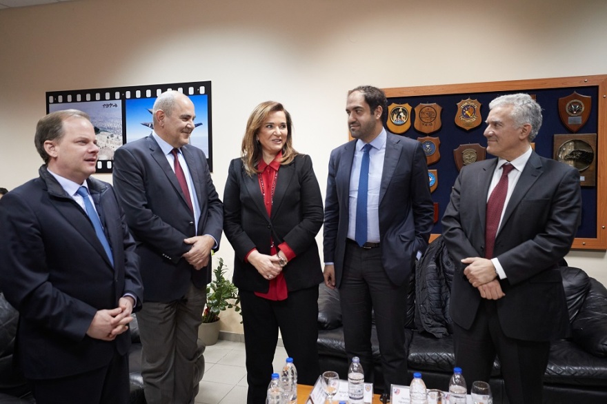 Σούδα: Επίσκεψη Μητσοτάκη στην 115 Πτέρυγα Μάχης 