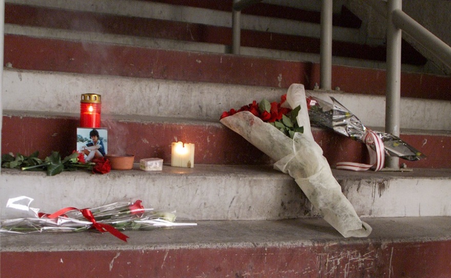 Η τραγωδία της Θύρας 7: 39 χρόνια μετά την «μαύρη» 8η Φεβρουαρίου 1981 - Δείτε βίντεο