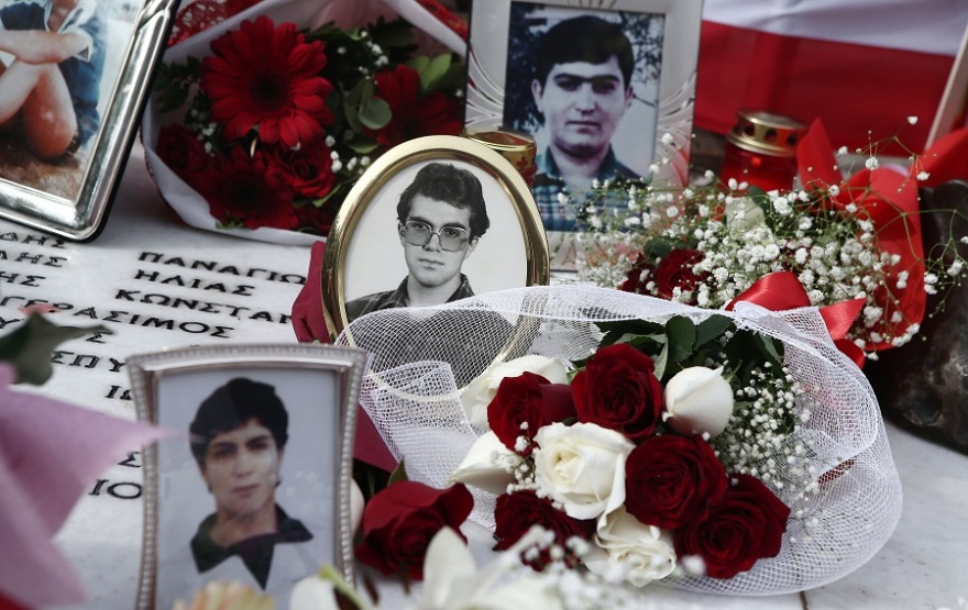 Η τραγωδία της Θύρας 7: 39 χρόνια μετά την «μαύρη» 8η Φεβρουαρίου 1981 - Δείτε βίντεο