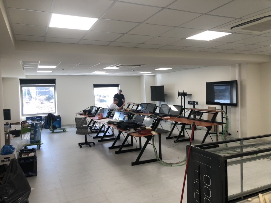 Big Brother: Οι πρώτες φωτογραφίες μέσα από το σπίτι που τώρα χτίζεται