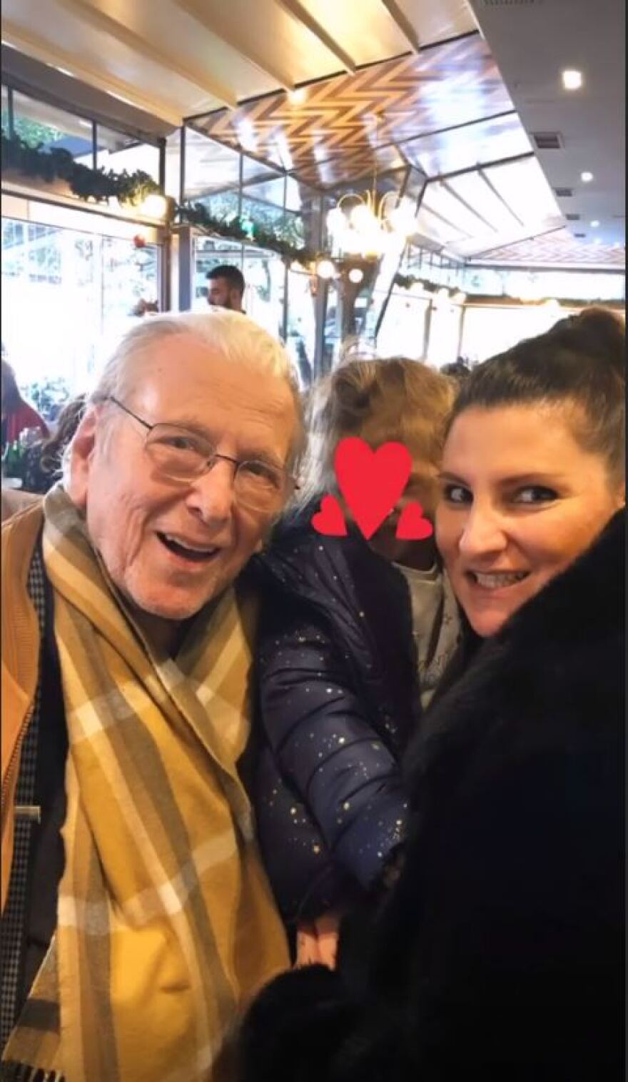 Θεοδώρα Βουτσά: Εσπευσμένα στην Ελλάδα στο πλευρό του διάσημου μπαμπά της