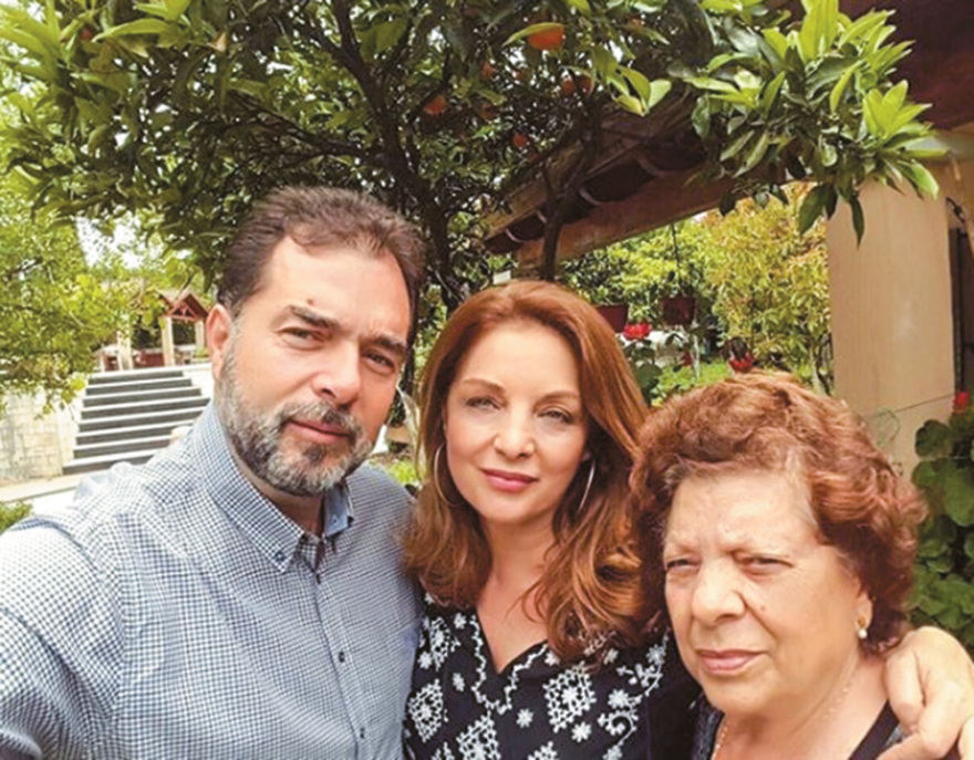 Ακάθεκτοι οι πλειστηριασμοί: «Άγαλμα» ο Πουλόπουλος για το οικόπεδο στην Εκαλη