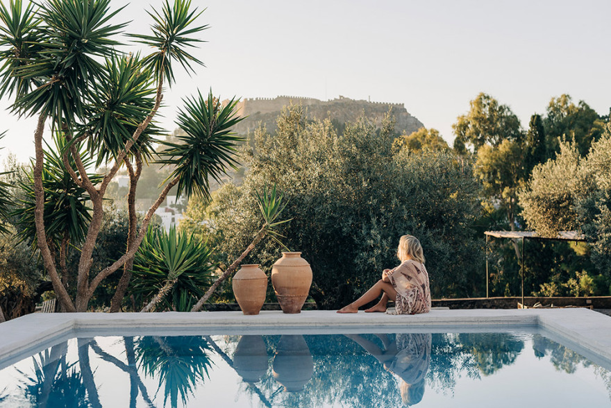 Στα «χέρια» της Web Hotel Way και το Casita Casita Lindos της Βάνας Περνάρη!