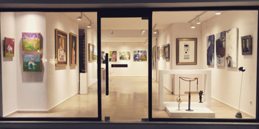 Οι εικαστικοί καλλιτέχνες ζουν στα όρια της φτώχειας